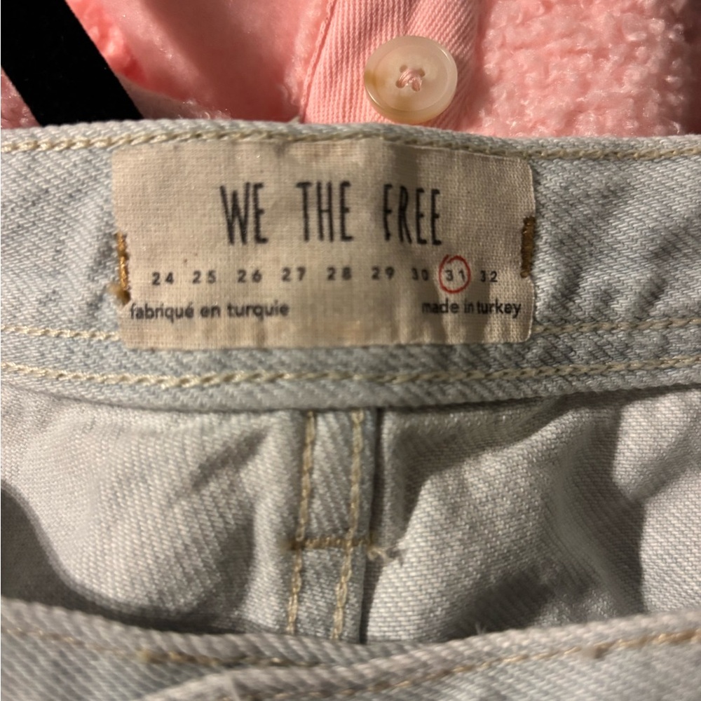 Free people light wash ripped jeans